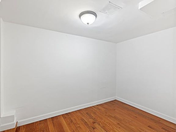 5th image of 221 E 89th St APT 1D