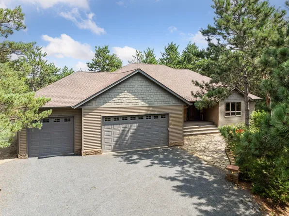 1031 La Barge Rd, Hudson, WI 54016