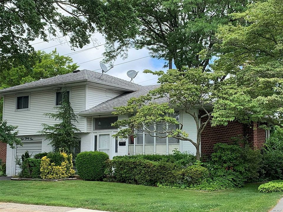 1st image of 431 Woodbridge Ln