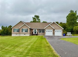 9435 Sessions Rd, New Hartford, NY 13413
