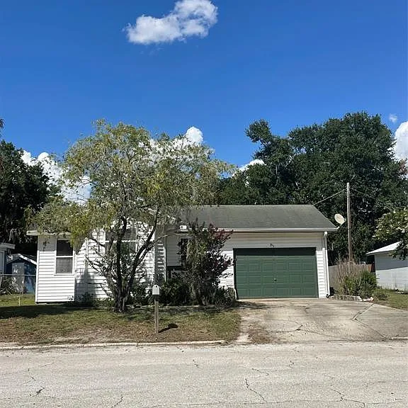 311 Lake Dale Dr — Photo 1