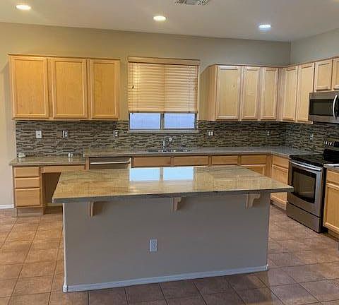 5th image of 9339 W Clara Ln