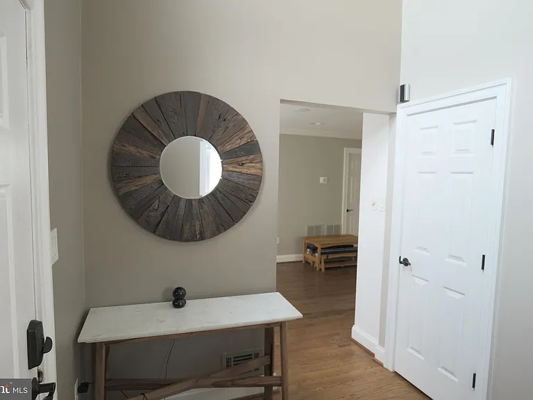 4536 Fairfield Dr — Photo 3