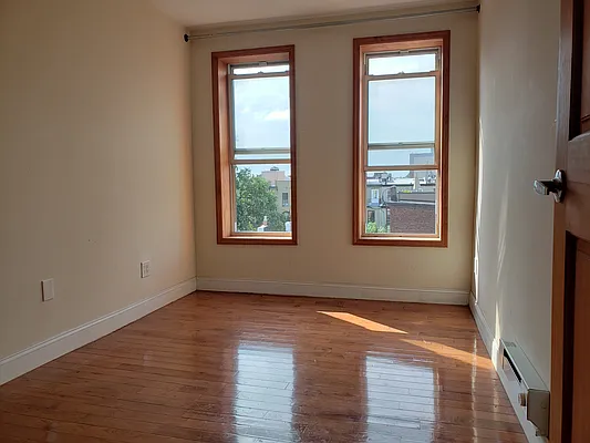 Rented by JB Management NY Inc | media 27