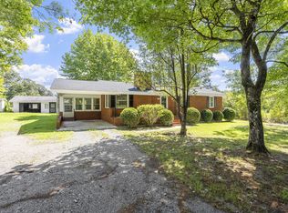 399 Willett Rd, Sanford, NC 27332