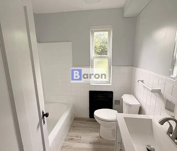 7169 Reading Rd #2 — Photo 3