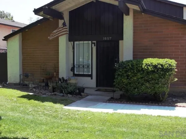 10117 Carefree Dr, Santee, CA 92071