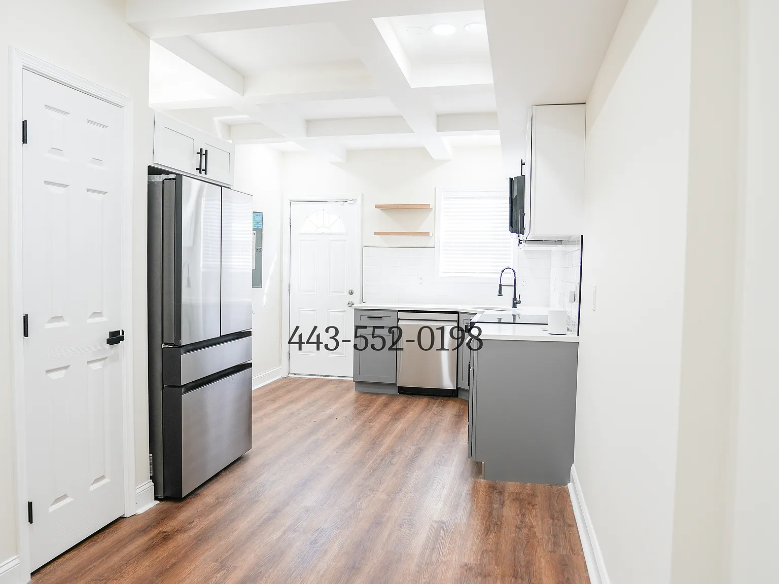 5 bed, 4.5 bath, 1500 sqft, $3,500 — Photo 4