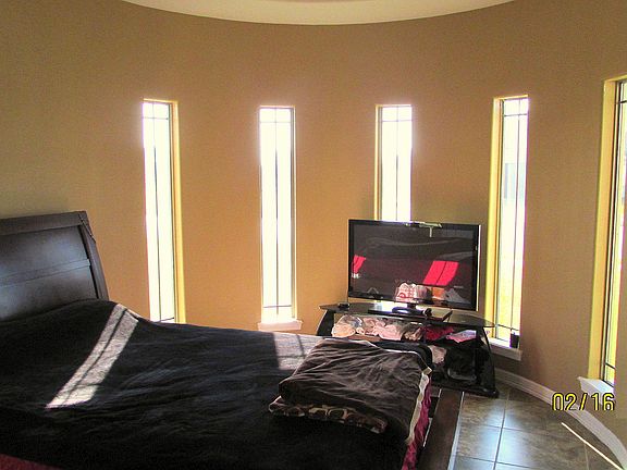 4th image of 7005 Lago Vista Blvd