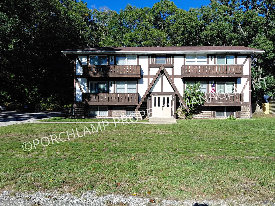 18231 Alpine Ct #5