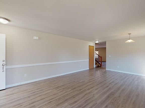 5th image of 12838 SE 299th St