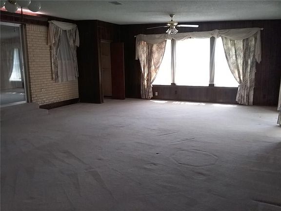 5th image of 1203 Beacon Hill Dr