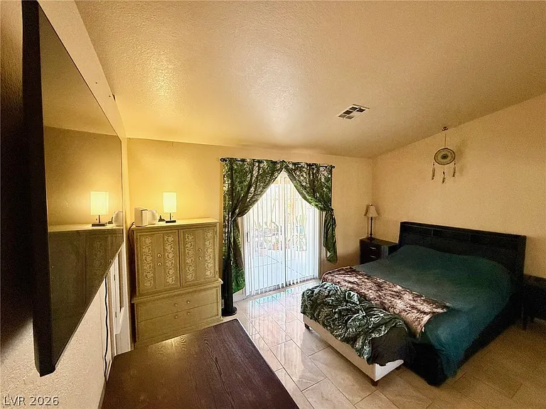 1708 Crystal Chimes Dr — Photo 11