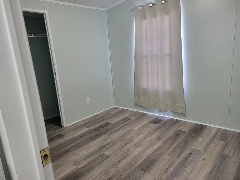 1107 Lissie Ln — Photo 23
