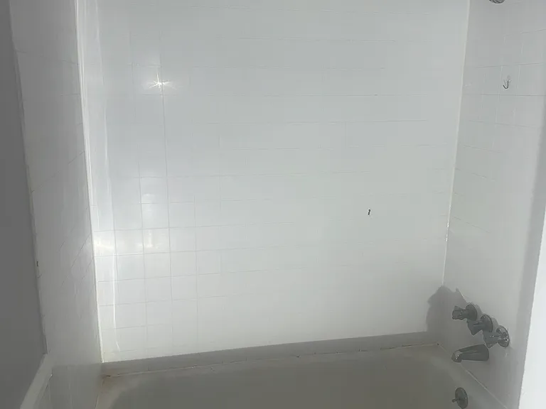 711 Arch St #205 — Photo 10