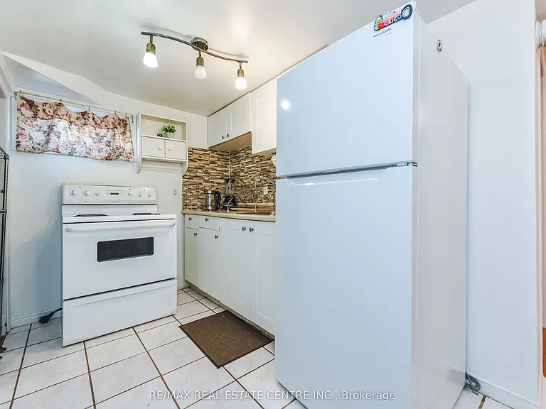 45 Autumn Blvd #LOWER — Photo 23