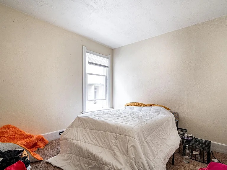 1627 N Farwell Ave #C — Photo 18