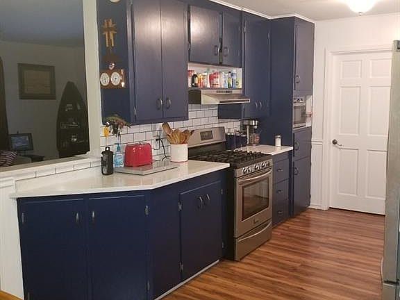 3rd image of 1148 Oak Ave