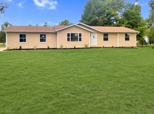 2001 E Breezewood Ct, Plover, WI 54467