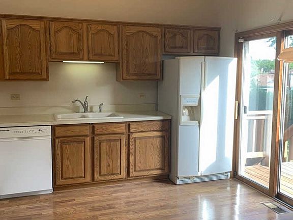 5th image of 3109 Oakwood Dr