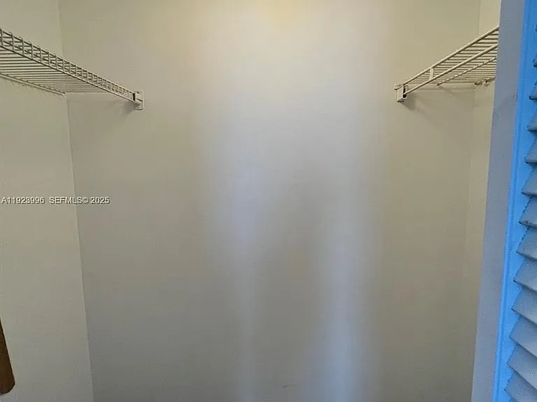 13499 Biscayne Blvd #1205 — Photo 25