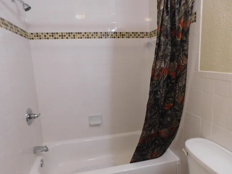 4946 N Palm Ave #GUEST HOUSE — Photo 6