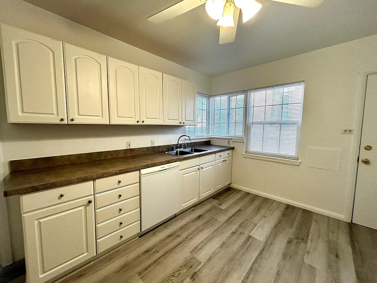 Building Photo - 749 S 500 E