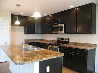 6915 Southpine Ct, Maumee, OH 43537