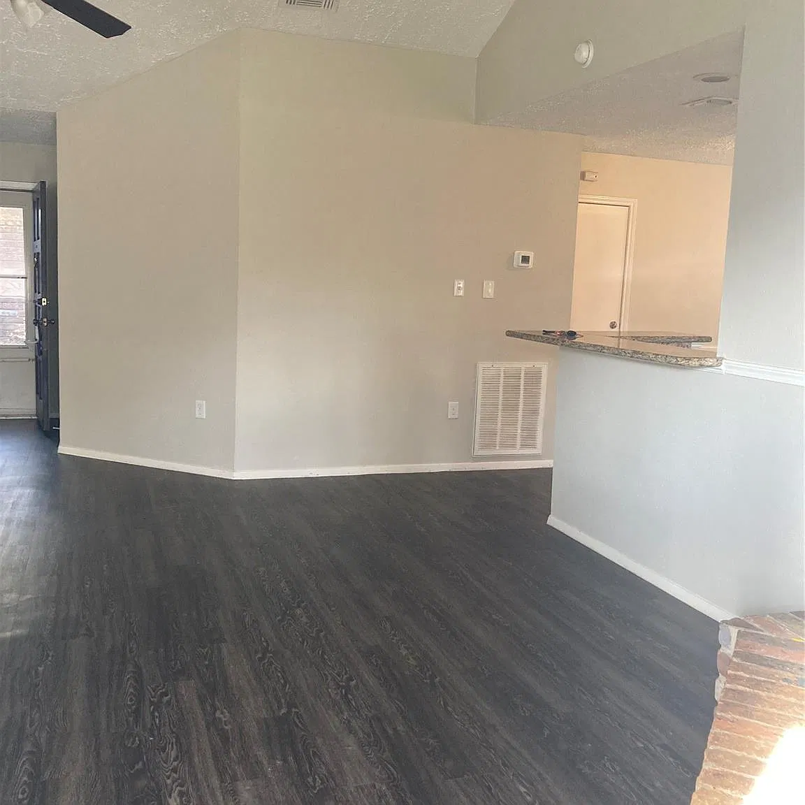 3 bed, 2.0 bath, 1524 sqft, $1,850 — Photo 4