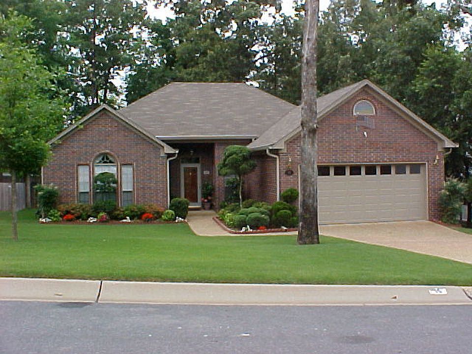 Bear Trail Cove - Front