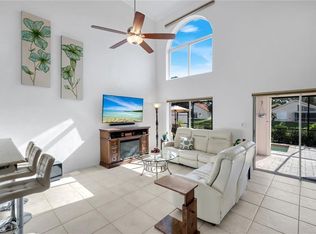 172 Sabal Lake DR, NAPLES, FL 34104
