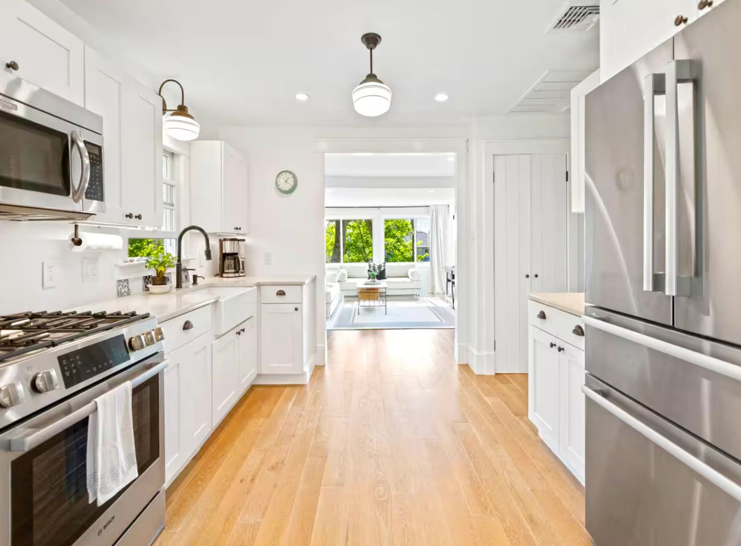 kitchen to living room