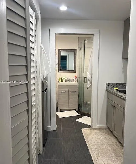 5910 SW 62nd Ter #A — Photo 6