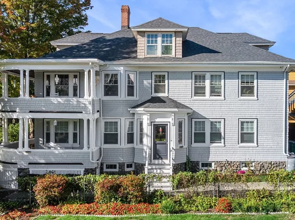 11 Parker Ave, Lynn, MA 01902