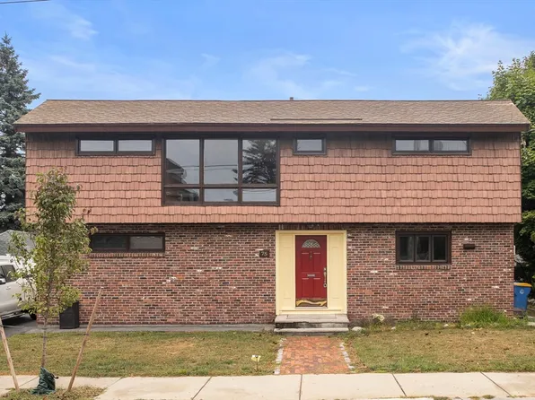 75 Sewall Ave, Winthrop, MA 02152