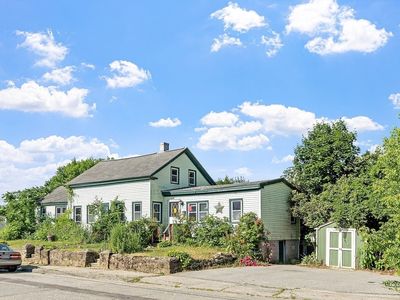 14 Central Ave, Dudley, MA, 01571