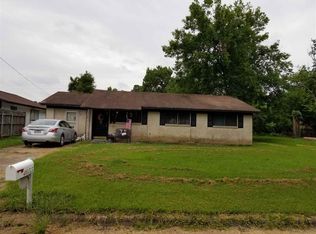 4655 Doris Ln, Beaumont, TX 77708