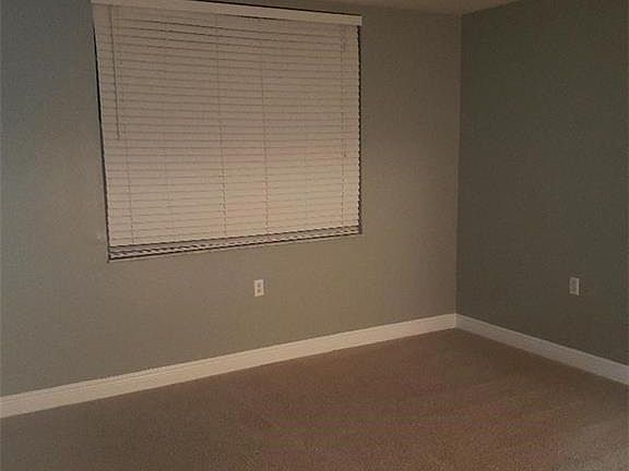 5th image of 3948 Pomodoro Cir Unit 201