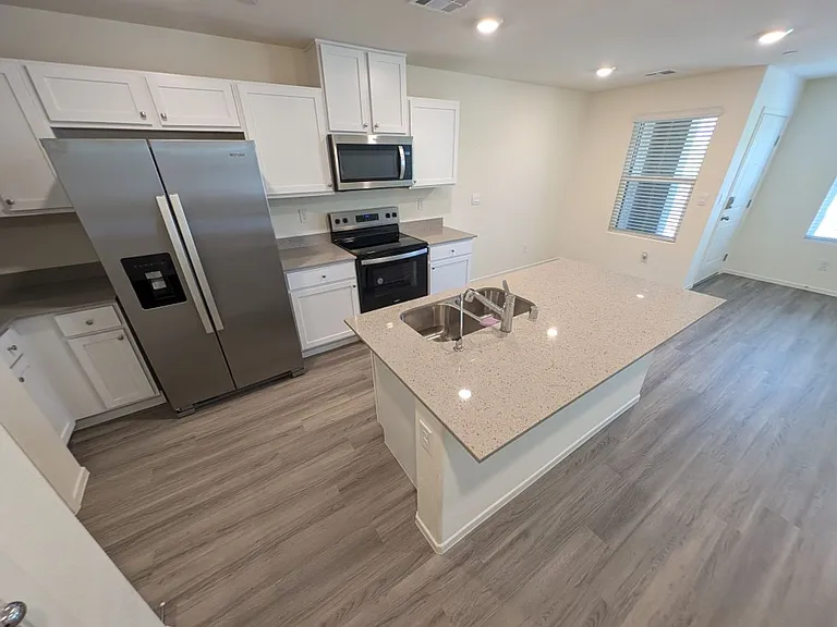 4820 Orchid Ridge Ave — Photo 10