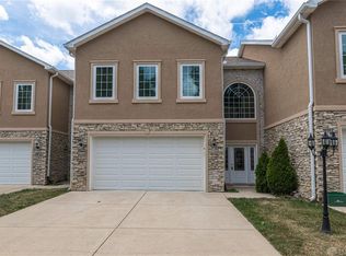 8088 Timberlodge Trl, Centerville, OH 45458