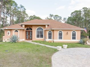 1512 Oak Ave, Lehigh Acres, FL 33972