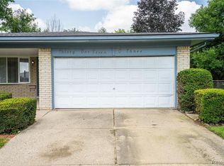 31703 Acton Dr, Warren, MI 48092