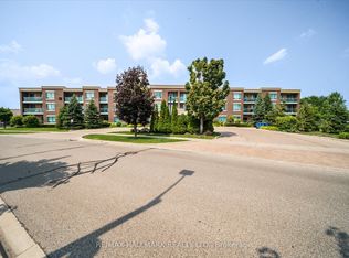 65 Via Rosedale #318, Brampton, ON L6R 3N8
