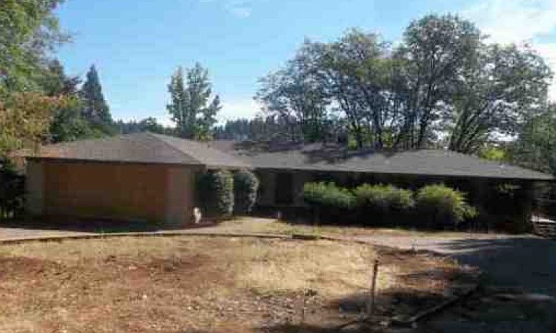 1st image of 16439 Cortez Ct
