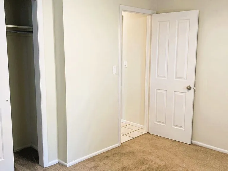 Ramona — Photo 12