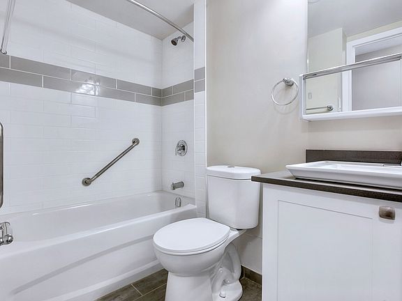 5th image of 1316 Carling Ave #815460