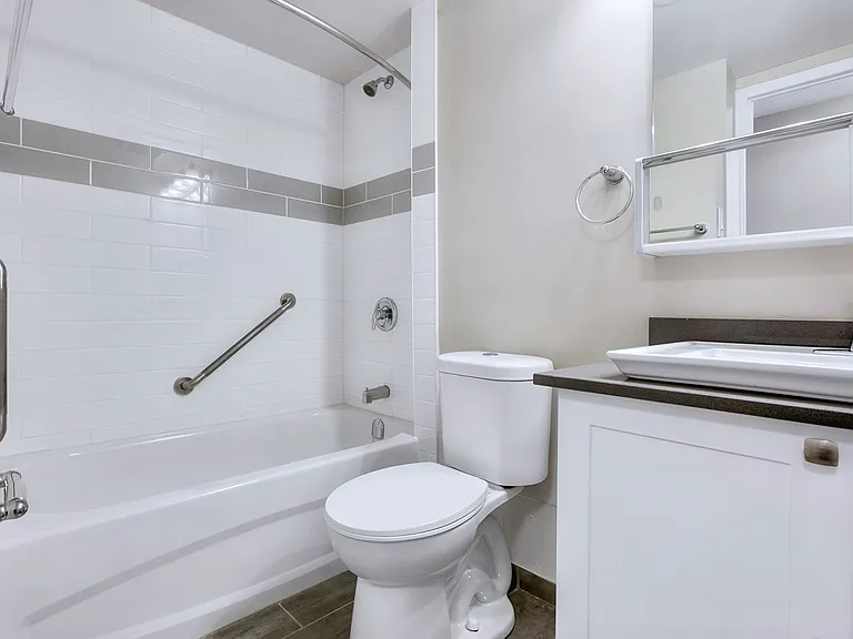 1316 Carling Ave — Photo 6