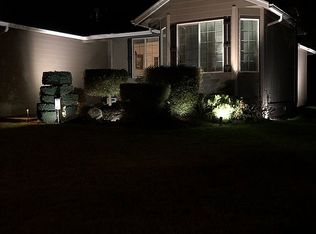842 Meadow Dr, Molalla, OR
