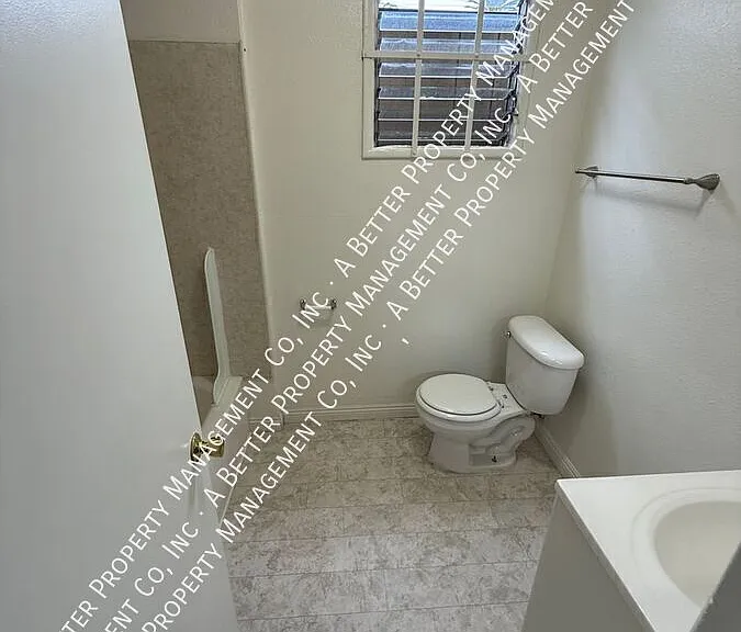 646A Chestnut Ave — Photo 13