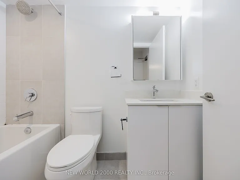 101 Roehampton Ave #2002 — Photo 25
